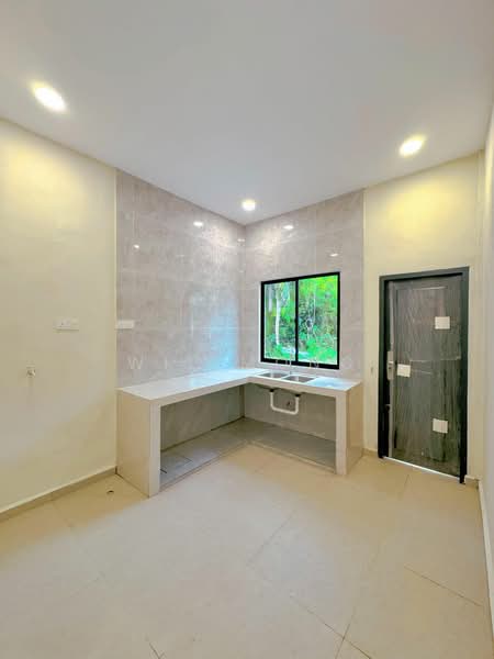 1-storey Terraced House for Sale in Taman Dato Syed Mohamad Idrus (Gelang Patah) - Wil Mong - Kitchen - PropertyGuru.com.my
