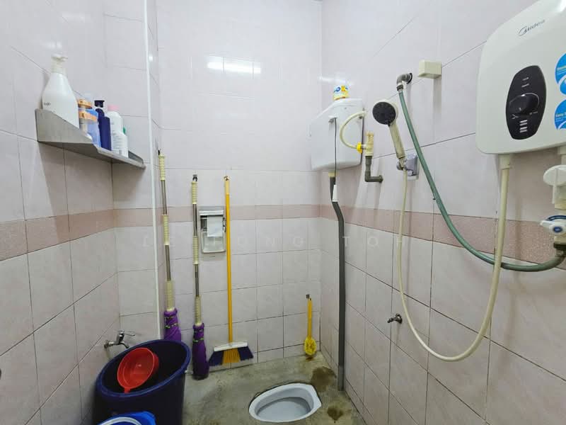1-storey Terraced House for Sale in Taman Nusa Bestari (Iskandar Puteri (Nusajaya)) - Ee Fong Toh - Bathroom - PropertyGuru.com.my