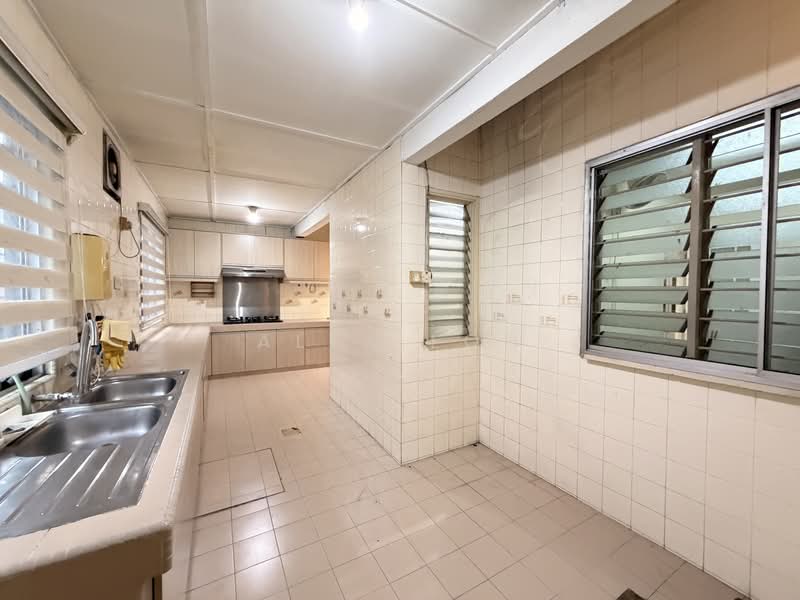2-storey Terraced House for Sale in Taman Desa (Kuala Lumpur) - Alex Loh - Kitchen - PropertyGuru.com.my