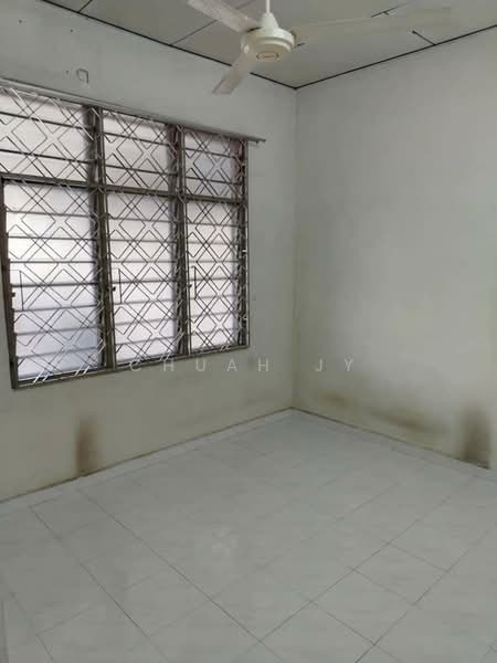 Taman Merak untuk Untuk Dijual - RM 310,000, Mac 2026 - Interior - PropertyGuru.com.my