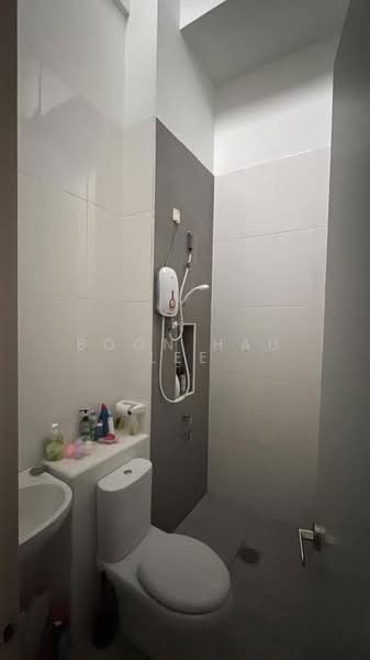 2-storey Terraced House for Sale in Bukit Indah (Iskandar Puteri (Nusajaya)) - Boon Hau Lee - Bathroom - PropertyGuru.com.my