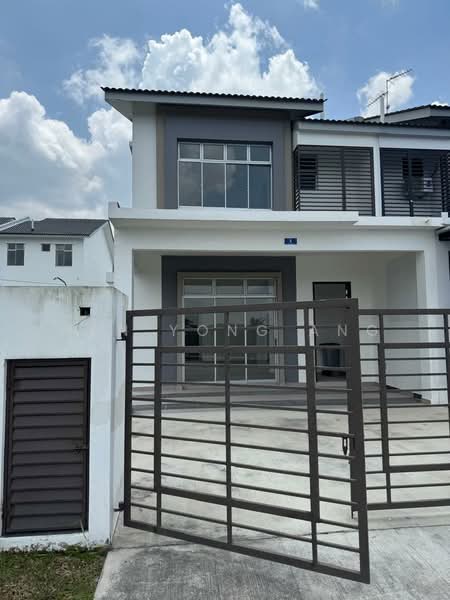 Kampung Melayu Kangkar Pulai untuk Untuk Dijual - RM 880,000, Mac 2026 - Exterior - PropertyGuru.com.my