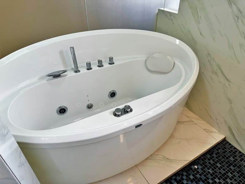 Mont Kiara Palma untuk Untuk Disewa - RM 15,000 /bulan, Mac 2026 - Bathroom - PropertyGuru.com.my