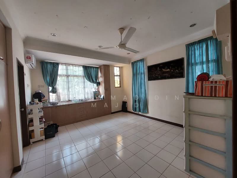 2-storey Terraced House for Sale in Seksyen 7 (Shah Alam) - Mohammad Din Majid - PropertyGuru.com.my