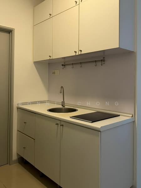 Centrestage Designer Suite untuk Untuk Disewa - RM 1,600 /bulan, Apr 2026 - Kitchen - PropertyGuru.com.my