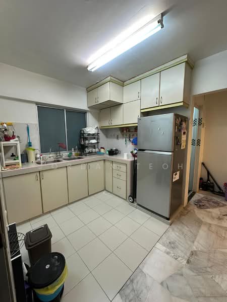Hijau Ria Kepong Indah untuk Untuk Dijual - RM 270,000, Mac 2026 - Kitchen - PropertyGuru.com.my