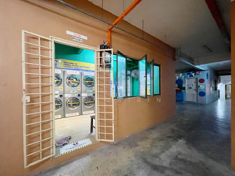 Apartment for Sale at Pangsapuri Permai Puteri - M.J Zairin - Corridor - PropertyGuru.com.my