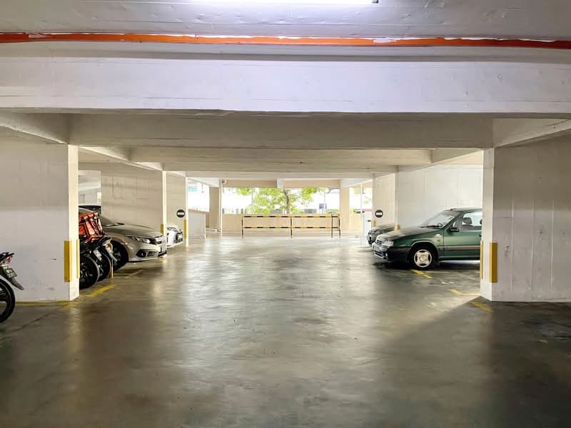 Apartment for Sale at Pangsapuri Permai Puteri - M.J Zairin - Car Park - PropertyGuru.com.my