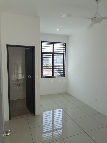 Residential Land for Sale in Saujana Utama (Selangor) - Mohd Hazdy Harun - Interior - PropertyGuru.com.my