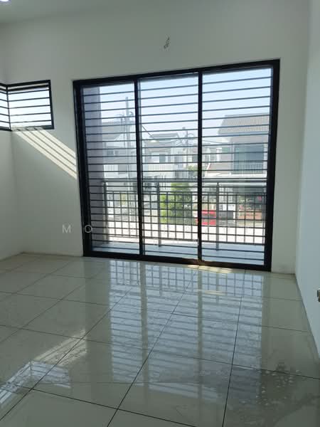 Residential Land for Sale in Saujana Utama (Selangor) - Mohd Hazdy Harun - Balcony - PropertyGuru.com.my