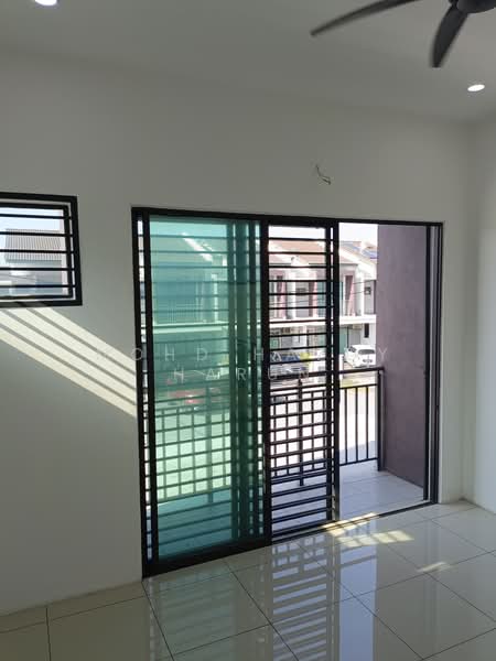 Residential Land for Sale in Saujana Utama (Selangor) - Mohd Hazdy Harun - Balcony - PropertyGuru.com.my