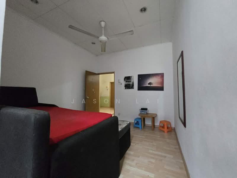 2-storey Terraced House for Sale in Taman Subang Bestari (Sungai Buloh) - Jason Lai - Bedroom - PropertyGuru.com.my