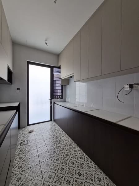 For Sale - Setia Safiro