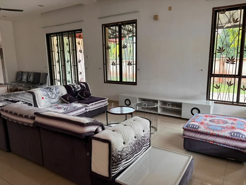 Semi-Detached House for Sale in Batu 9 (Cheras) - Jamie Yong - Living Room - PropertyGuru.com.my