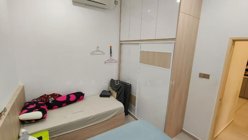 2.5-storey Terraced House for Sale in Bandar Seri Alam (Masai) - Marcus Loh - Bedroom - PropertyGuru.com.my