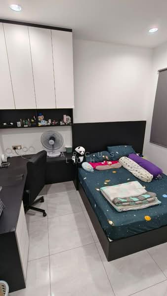 2.5-storey Terraced House for Sale in Bandar Seri Alam (Masai) - Marcus Loh - Bedroom - PropertyGuru.com.my