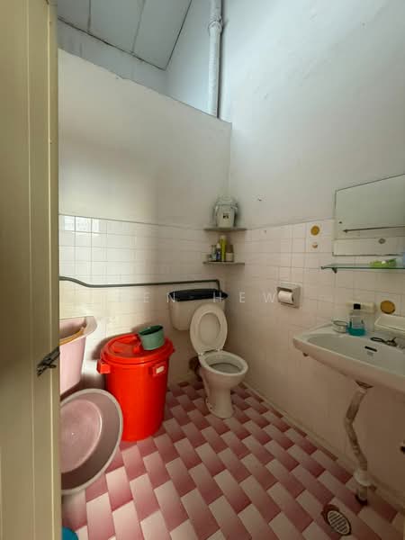 Taman Bukit Indah untuk Untuk Dijual - RM 550,000, Mac 2026 - Bathroom - PropertyGuru.com.my