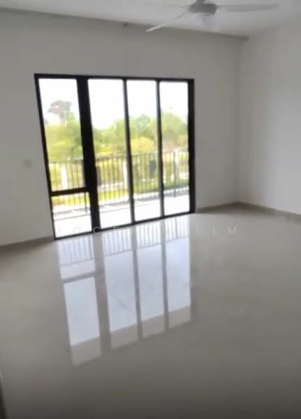 Duduk Se.Ruang @ Eco Sanctuary untuk Untuk Disewa - RM 1,600 /bulan, Mac 2026 - Balcony - PropertyGuru.com.my