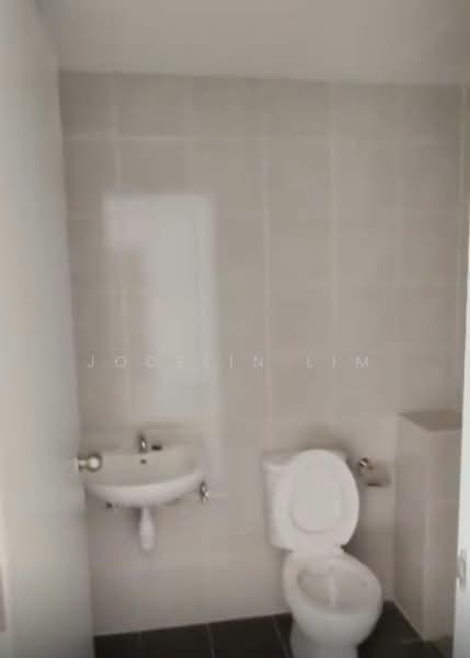 Duduk Se.Ruang @ Eco Sanctuary untuk Untuk Disewa - RM 1,600 /bulan, Mac 2026 - Bathroom - PropertyGuru.com.my