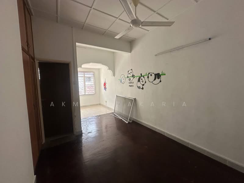 2-storey Terraced House for Sale in Ampang (Selangor) - Akmal Zakaria - PropertyGuru.com.my