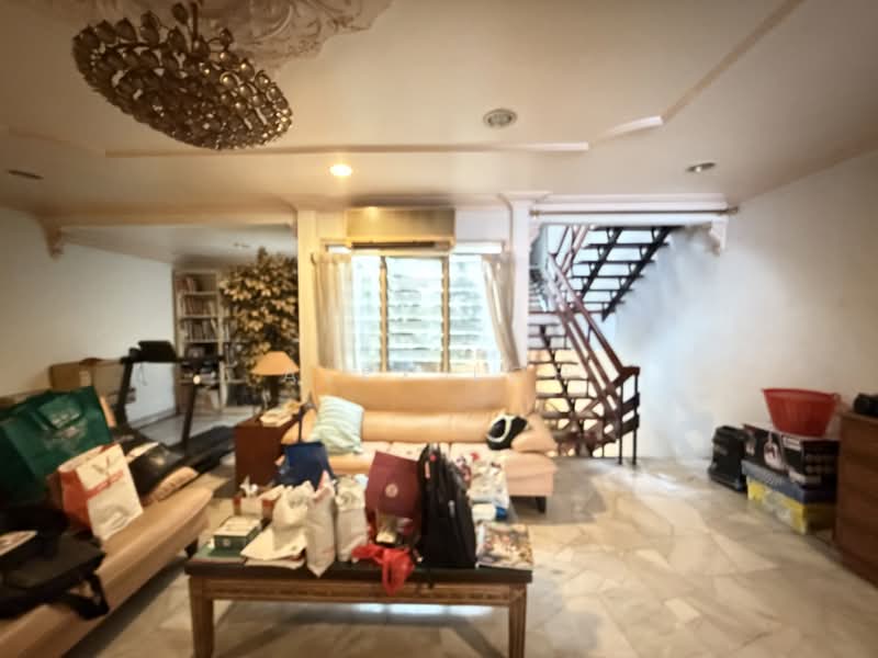 2-storey Terraced House for Sale in Taman Bukit Desa (Taman Desa) - Alex Loh - Living Room - PropertyGuru.com.my