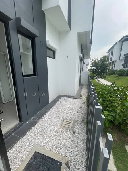 Semi-Detached House for Sale in Setia Alam (Selangor) - Howard Soh - Exterior - PropertyGuru.com.my