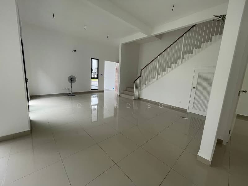 Semi-Detached House for Sale in Setia Alam (Selangor) - Howard Soh - Living Room - PropertyGuru.com.my