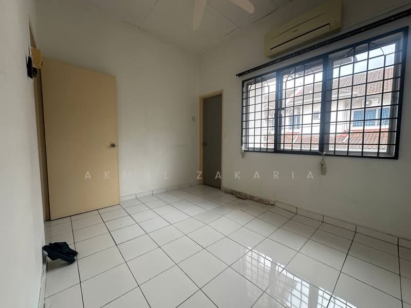 2-storey Terraced House for Sale in Kota Damansara (Selangor) - Akmal Zakaria - PropertyGuru.com.my