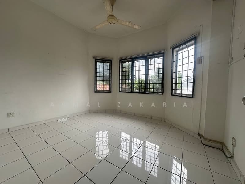 2-storey Terraced House for Sale in Kota Damansara (Selangor) - Akmal Zakaria - PropertyGuru.com.my
