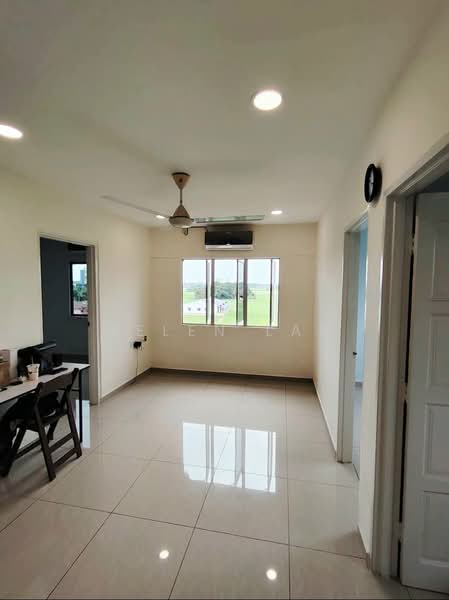 Flat for Sale at Rumah Pangsa Kampung Padang - Helen Lau - Living Room - PropertyGuru.com.my