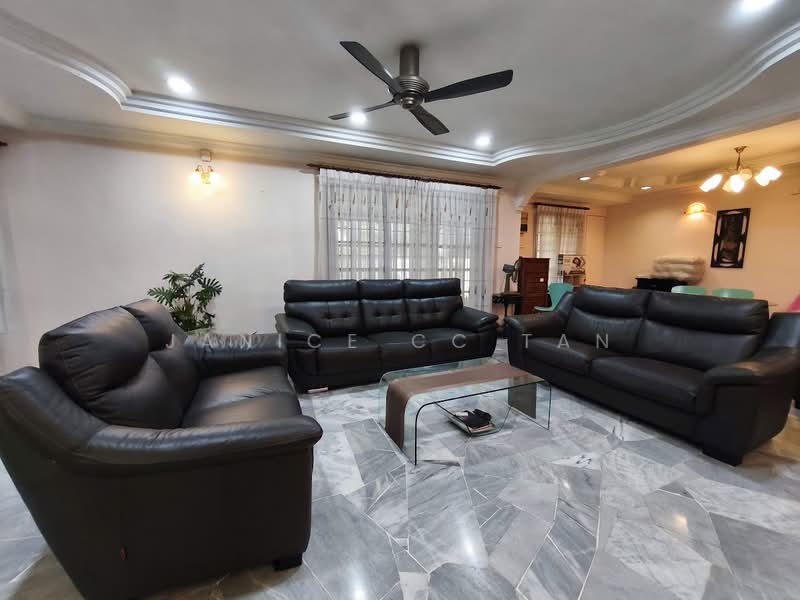 Terraced House for Sale in Subang Jaya (Selangor) - Janice CC Tan - Living Room - PropertyGuru.com.my