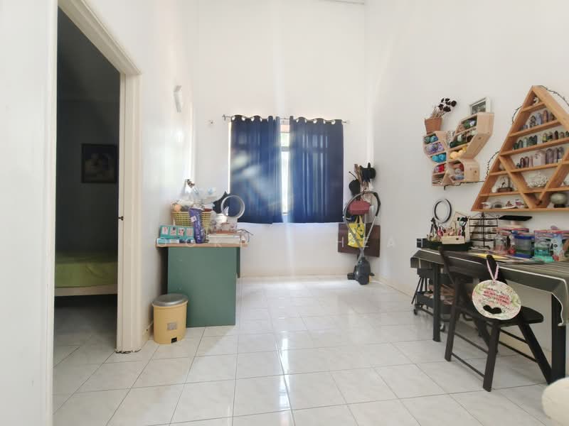 2-storey Terraced House for Sale in Kota Kemuning (Shah Alam) - Cookie Cheah - Study - PropertyGuru.com.my