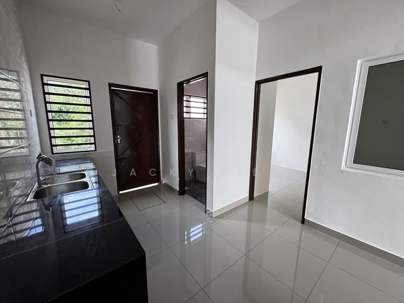 1-storey Terraced House for Sale in Ipoh (Perak) - Jacky Liew - Kitchen - PropertyGuru.com.my