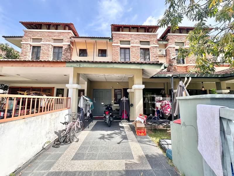2-storey Terraced House for Sale in Puchong (Selangor) - Akmal Zakaria - PropertyGuru.com.my