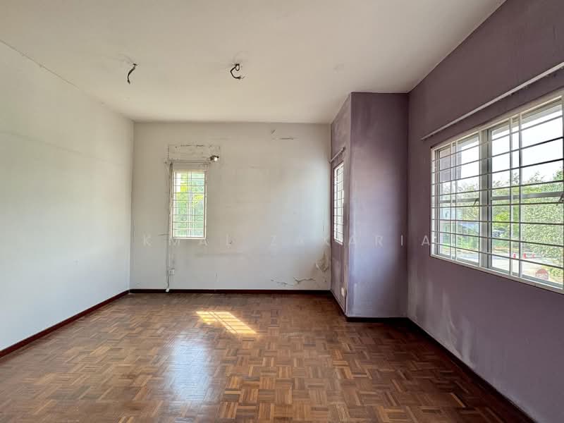 3-storey Terraced House for Sale in Puchong (Selangor) - Akmal Zakaria - PropertyGuru.com.my