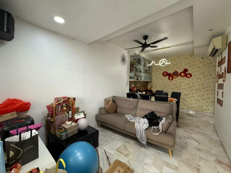 Perma Jaya Permas Jayas untuk Untuk Dijual - RM 660,000, Mac 2026 - Living Room - PropertyGuru.com.my