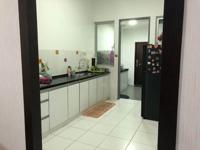 Bandar Enstek untuk Untuk Dijual - RM 570,000, Mac 2026 - Kitchen - PropertyGuru.com.my