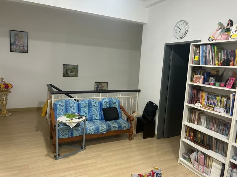 Bandar Enstek untuk Untuk Dijual - RM 570,000, Mac 2026 - Living Room - PropertyGuru.com.my