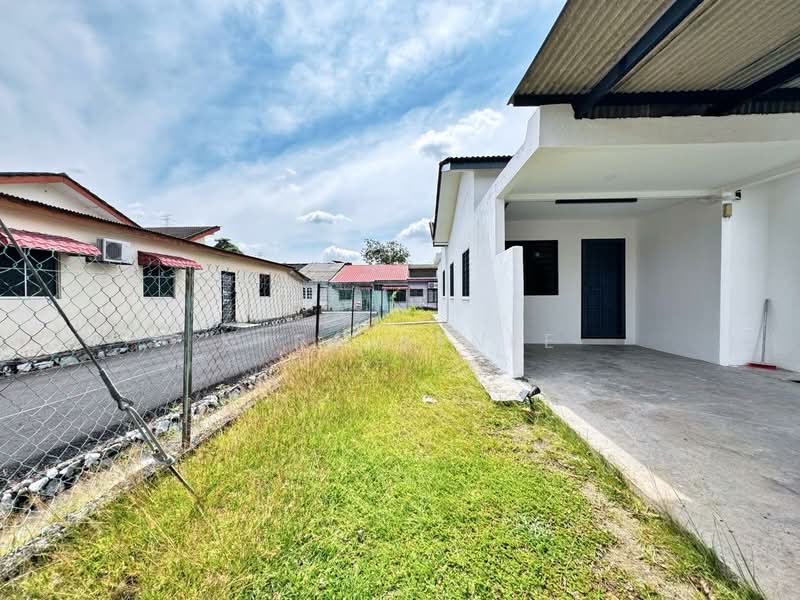 1-storey Terraced House for Sale in Bandar Baru Bangi (Selangor) - Kyra Afnee - Exterior - PropertyGuru.com.my