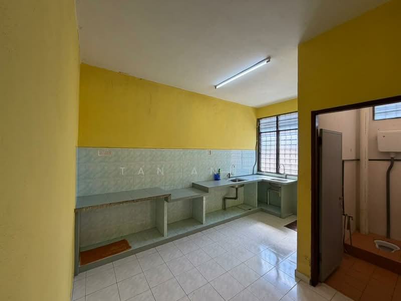 2-storey Terraced House for Sale in Nibong Tebal (Penang) - Tan ANNIE - Kitchen - PropertyGuru.com.my