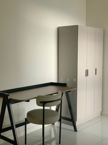 Service Residence for Rent at Emerald 9 - Alps Tan - Study - PropertyGuru.com.my
