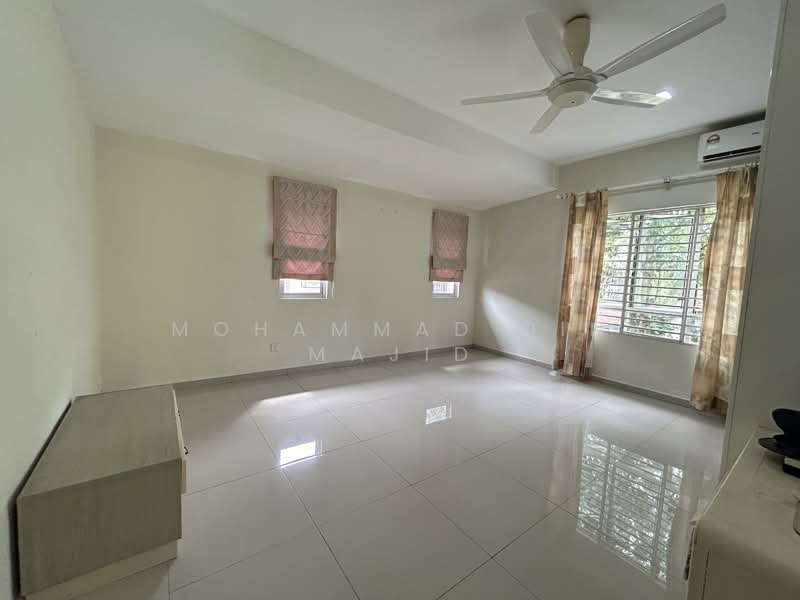 2-storey Terraced House for Sale in Shah Alam (Selangor) - Mohammad Din Majid - PropertyGuru.com.my
