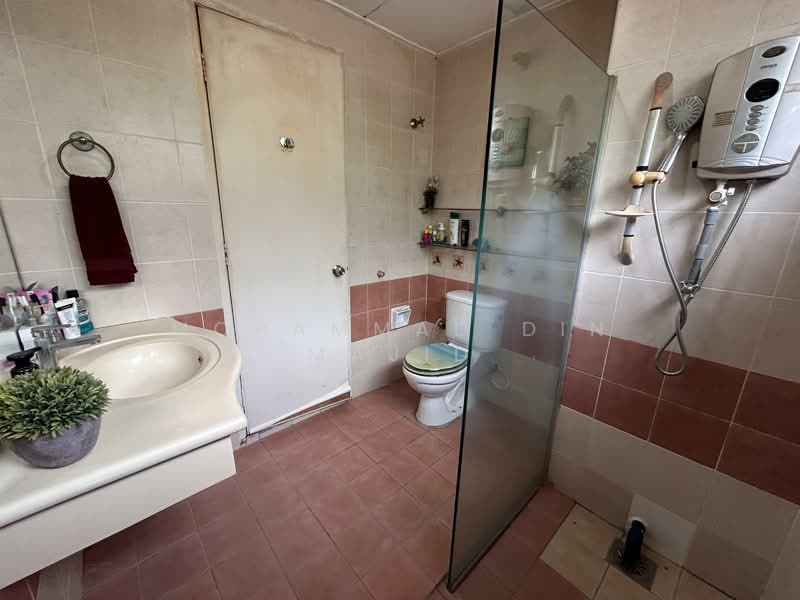 2-storey Terraced House for Sale in Shah Alam (Selangor) - Mohammad Din Majid - PropertyGuru.com.my