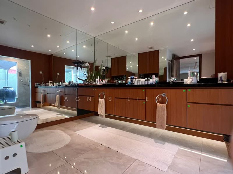 Bungalow for Sale in Bangsar (Kuala Lumpur) - Agnes Liew - Bathroom - PropertyGuru.com.my