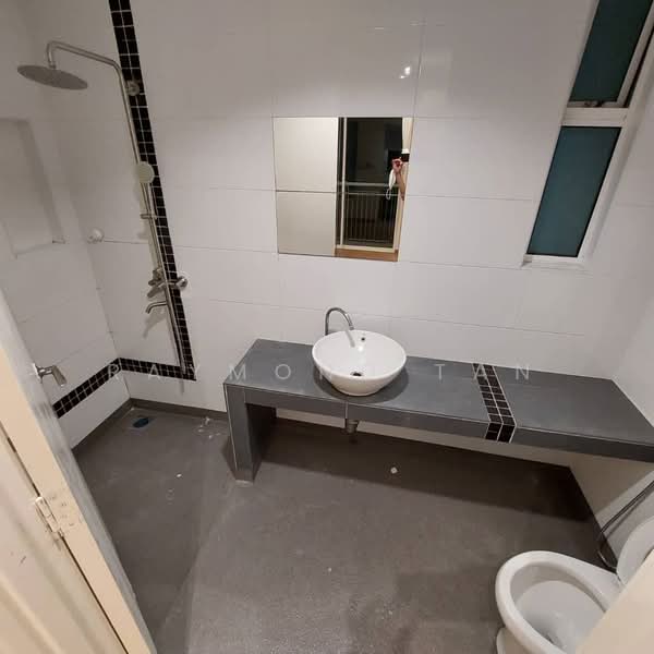 Service Residence for Sale at Ritze Perdana 2 - Raymond Tan - Bathroom - PropertyGuru.com.my