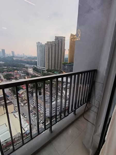 Chambers untuk Untuk Disewa - RM 2,000 /bulan, Mac 2026 - Balcony - PropertyGuru.com.my
