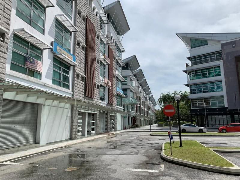 Pejabat untuk Dijual di Shah Alam (Selangor) - Azizirrahim . - Exterior - PropertyGuru.com.my