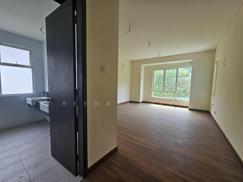 Bungalow for Sale in Shah Alam (Selangor) - Reena Sarif - Bathroom - PropertyGuru.com.my