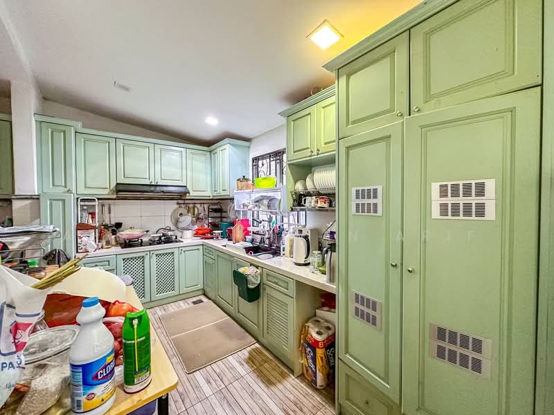 Jalan Suadamai Bandar Tun Hussein Onn untuk Untuk Dijual - RM 885,000, Mac 2026 - Kitchen - PropertyGuru.com.my