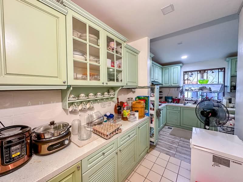 Jalan Suadamai Bandar Tun Hussein Onn untuk Untuk Dijual - RM 885,000, Mac 2026 - Kitchen - PropertyGuru.com.my